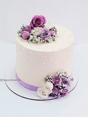 Pastel Lila con Rosas