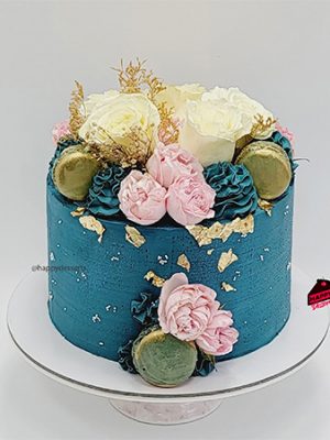 Pastel de Flores y Macarrones