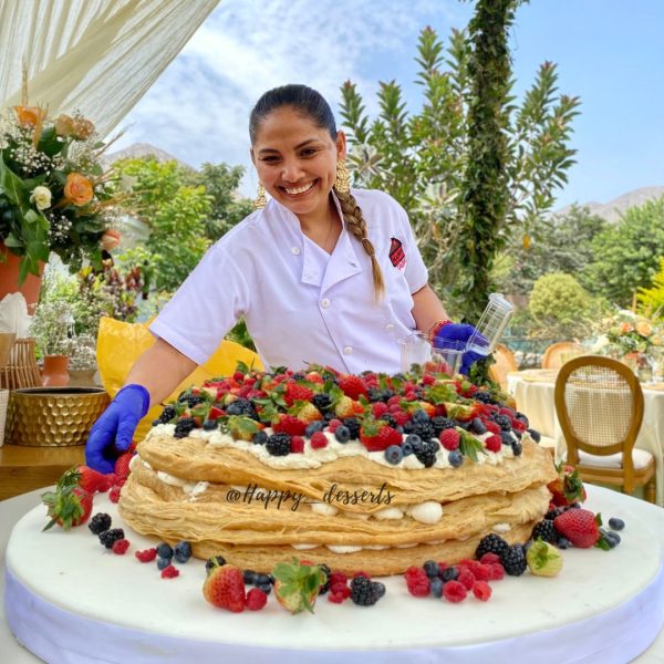 Milhojas con frutos del bosque